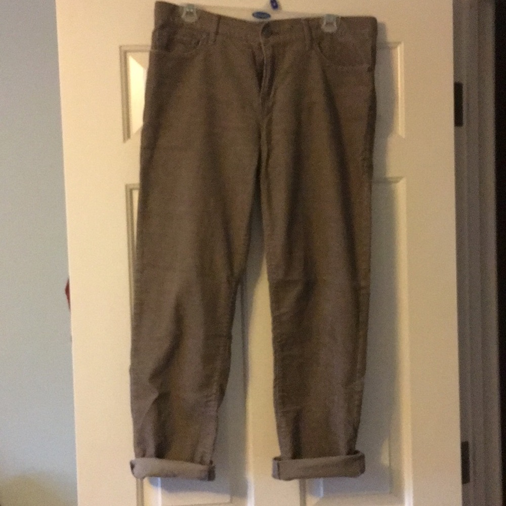 Gap capris